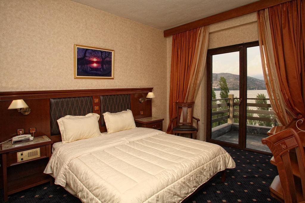 Tsamis Hotel Castória Quarto foto